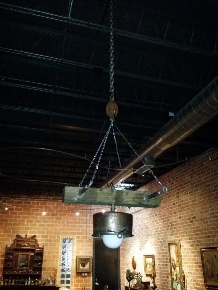 Hanging beam light